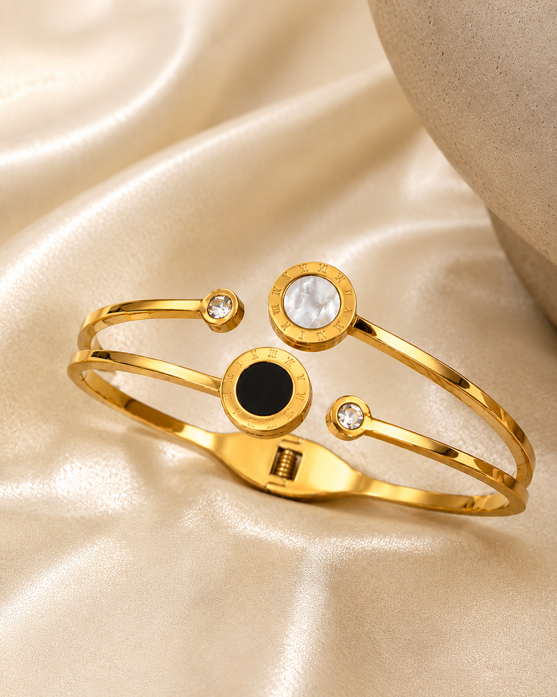 Velion Eclipse Bracelet