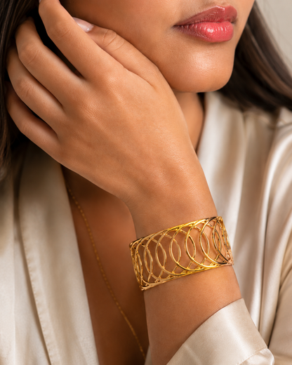 Luxe Wave Bracelet